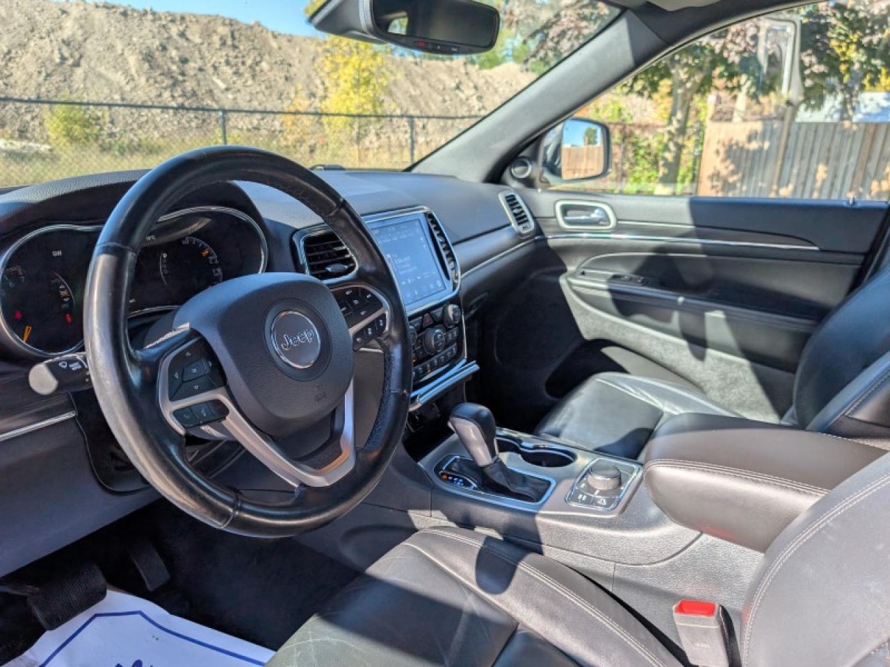 2020 Jeep Grand Cherokee Limited  **PROTECH GROUP - UCONNECT** Photo