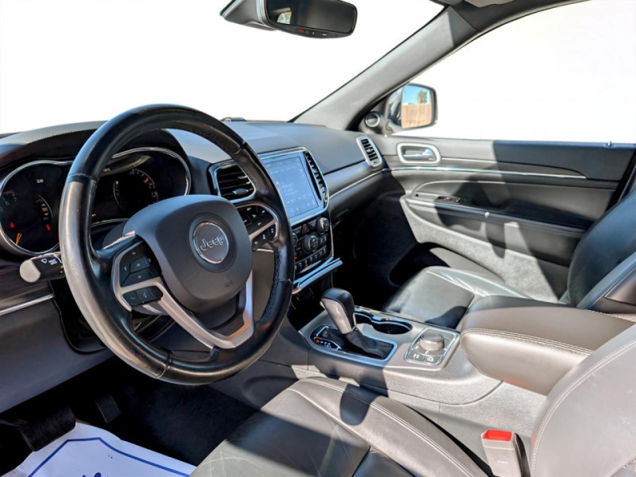 2020 Jeep Grand Cherokee Limited  **PROTECH GROUP - UCONNECT** Photo