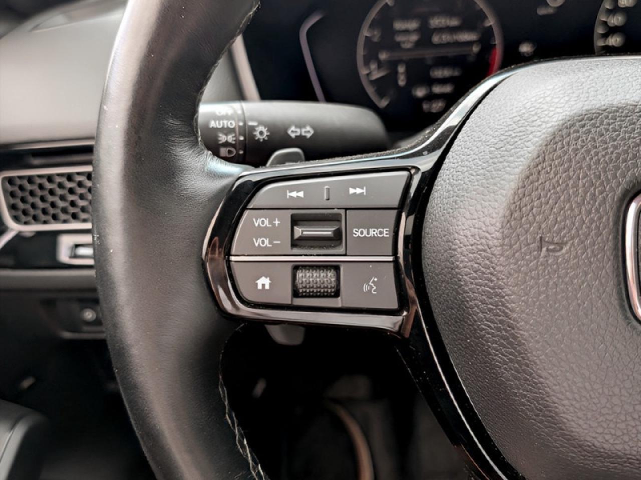 2023 Honda Civic Sedan Sport  **BRIGHT RED - SUNROOF** Photo