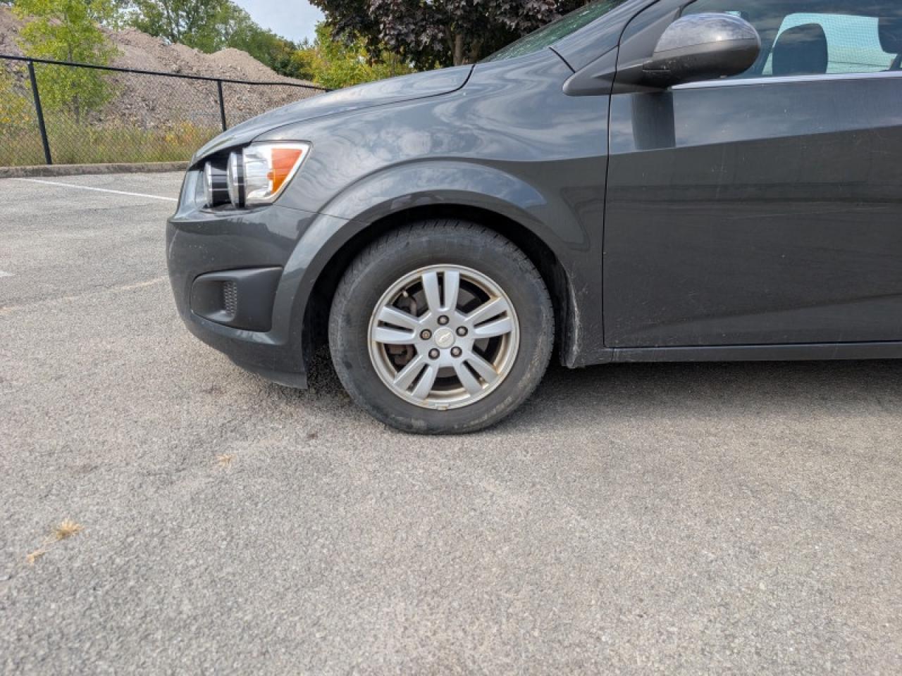 2016 Chevrolet Sonic LT  **LOW KMS - SMARTPHONE LINK** Photo