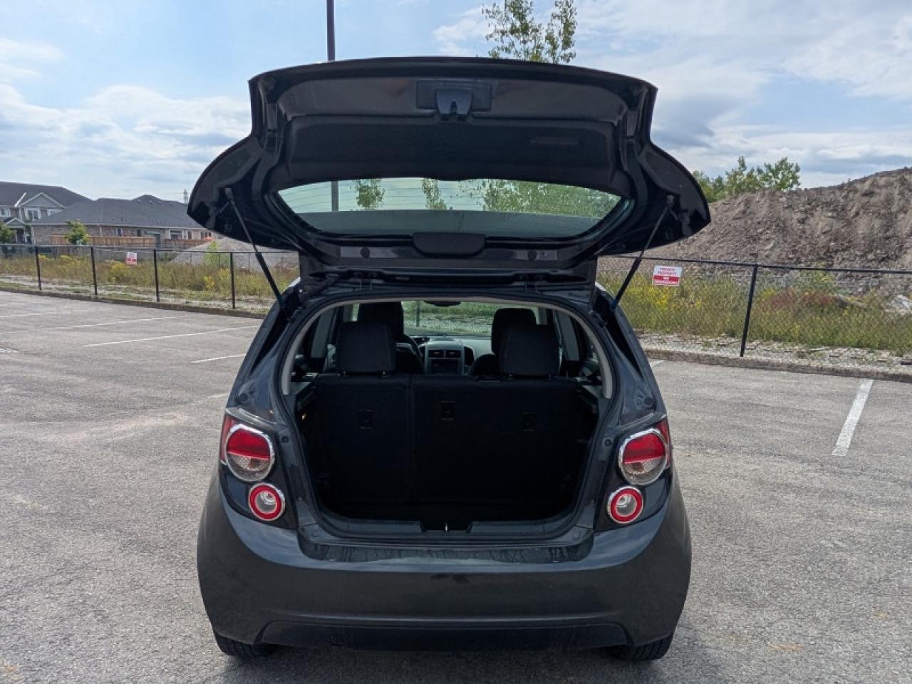 2016 Chevrolet Sonic LT  **LOW KMS - SMARTPHONE LINK** Photo
