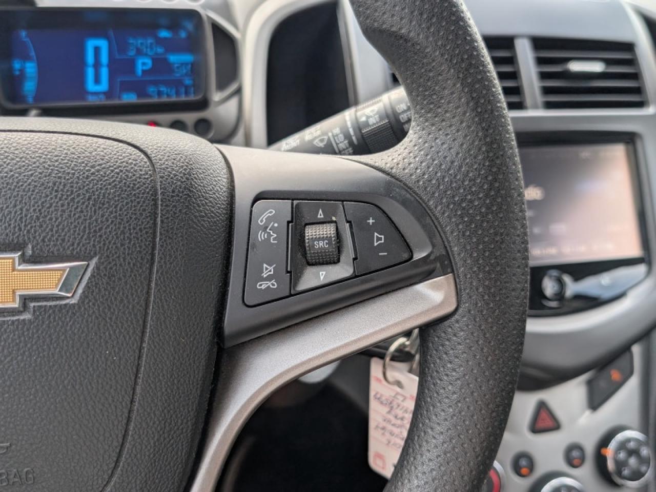 2016 Chevrolet Sonic LT  **LOW KMS - SMARTPHONE LINK** Photo