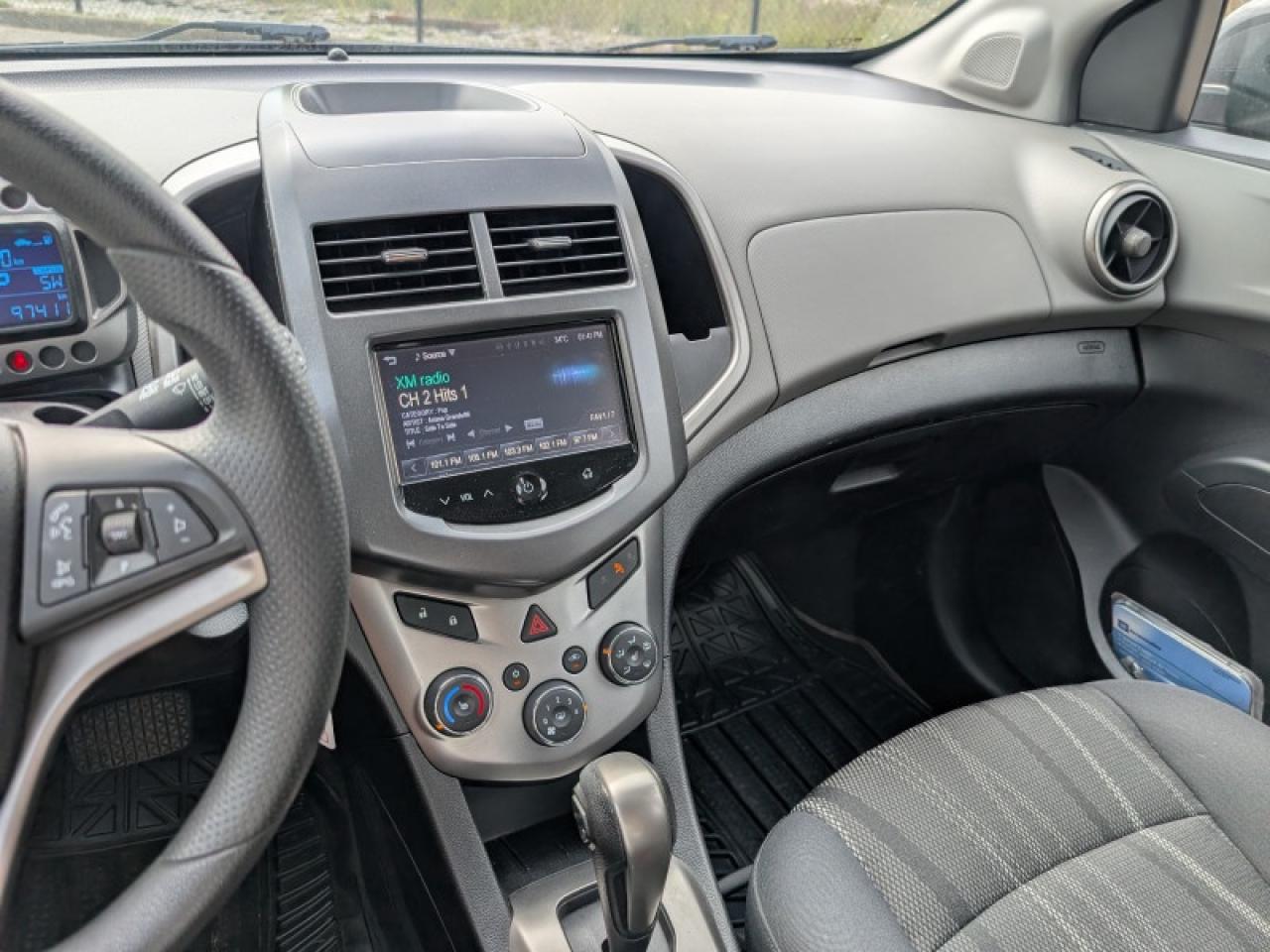 2016 Chevrolet Sonic LT  **LOW KMS - SMARTPHONE LINK** Photo
