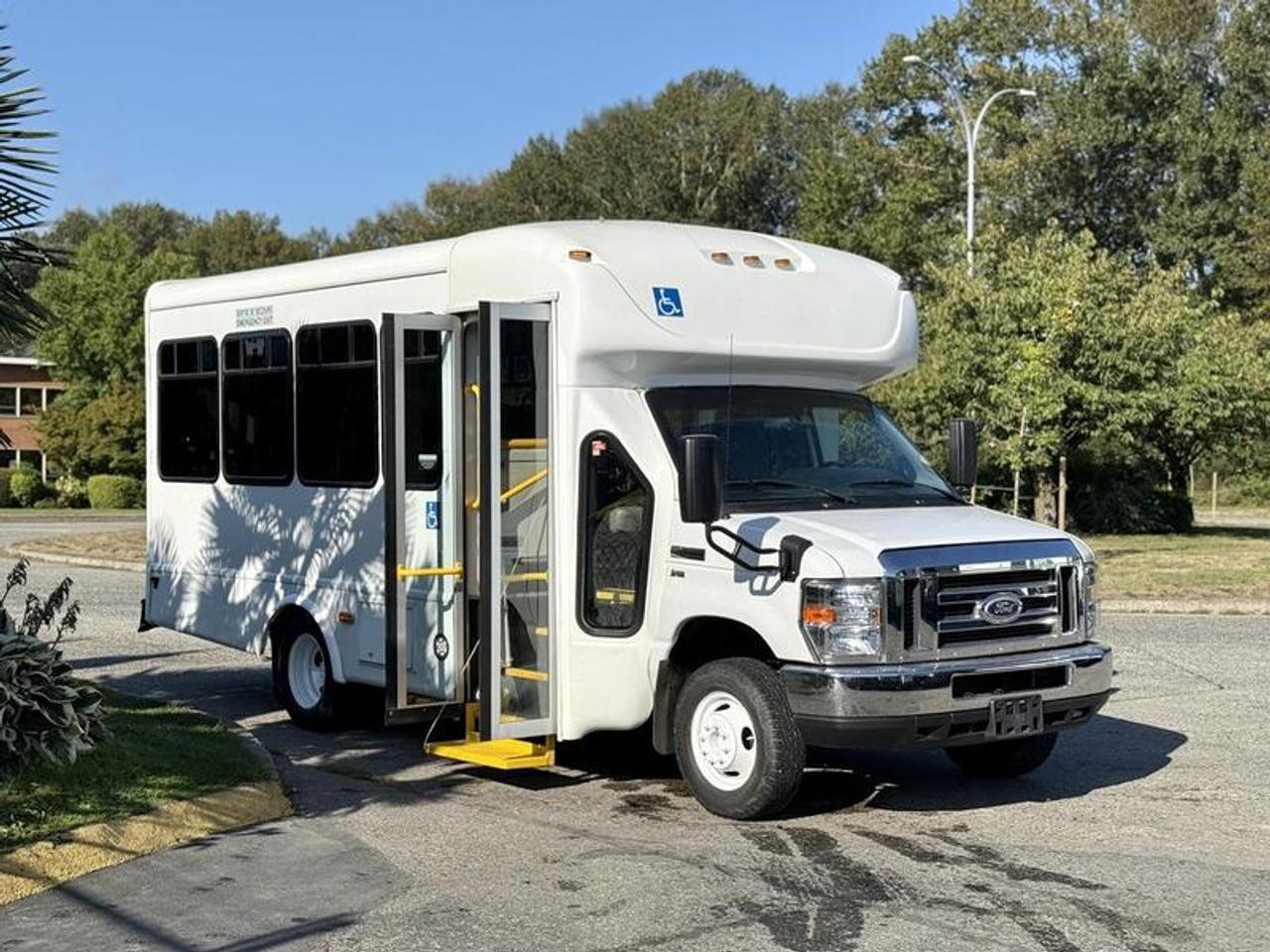 2016 Ford Econoline E350 8-Passenger Wheelchair Accessible Bus, 5.4L, 8 cylinder, 3 door, automatic, RWD, air conditioning, AM/FM radio, CD player, white exterior, grey interior, vinyl. Equipped with a Ricon wheelchair lift, backup camera, and seating for 8 passengers including the driver. Overall vehicle measurements: 219 L x 85 W x 94 H. GVWR: 5,216 kg / 11,500 lbs. Certification and decal valid until March 2026.  $28,830.00 plus $375 processing fee, $29,205.00 total payment obligation before taxes.   Listing report, warranty, contract commitment cancellation fee, financing available on approved credit (some limitations and exceptions may apply). All above specifications and information is considered to be accurate but is not guaranteed and no opinion or advice is given as to whether this item should be purchased. We do not allow test drives due to theft, fraud, acts of vandalism and undetectable impaired driving. Instead we provide the following benefits: Complimentary Warranty (with options to extend), Limited Money Back Satisfaction Guarantee on Fully Completed Contracts, Contract Commitment Cancellation, and an Open-Ended Sell-Back Option. Ask seller for details or call 604-522-REPO(7376) to confirm listing availability.