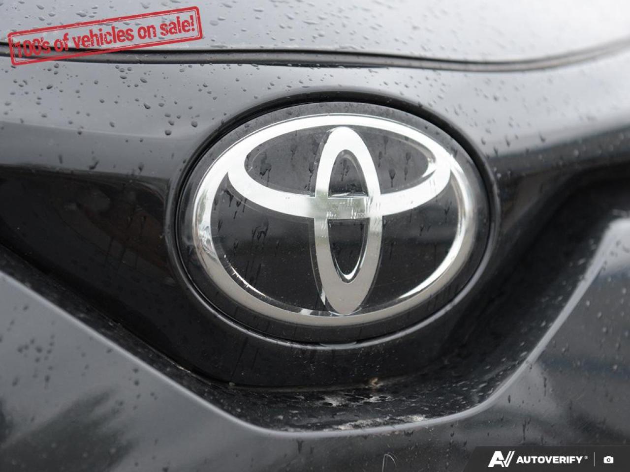 2022 Toyota C-HR LE Photo