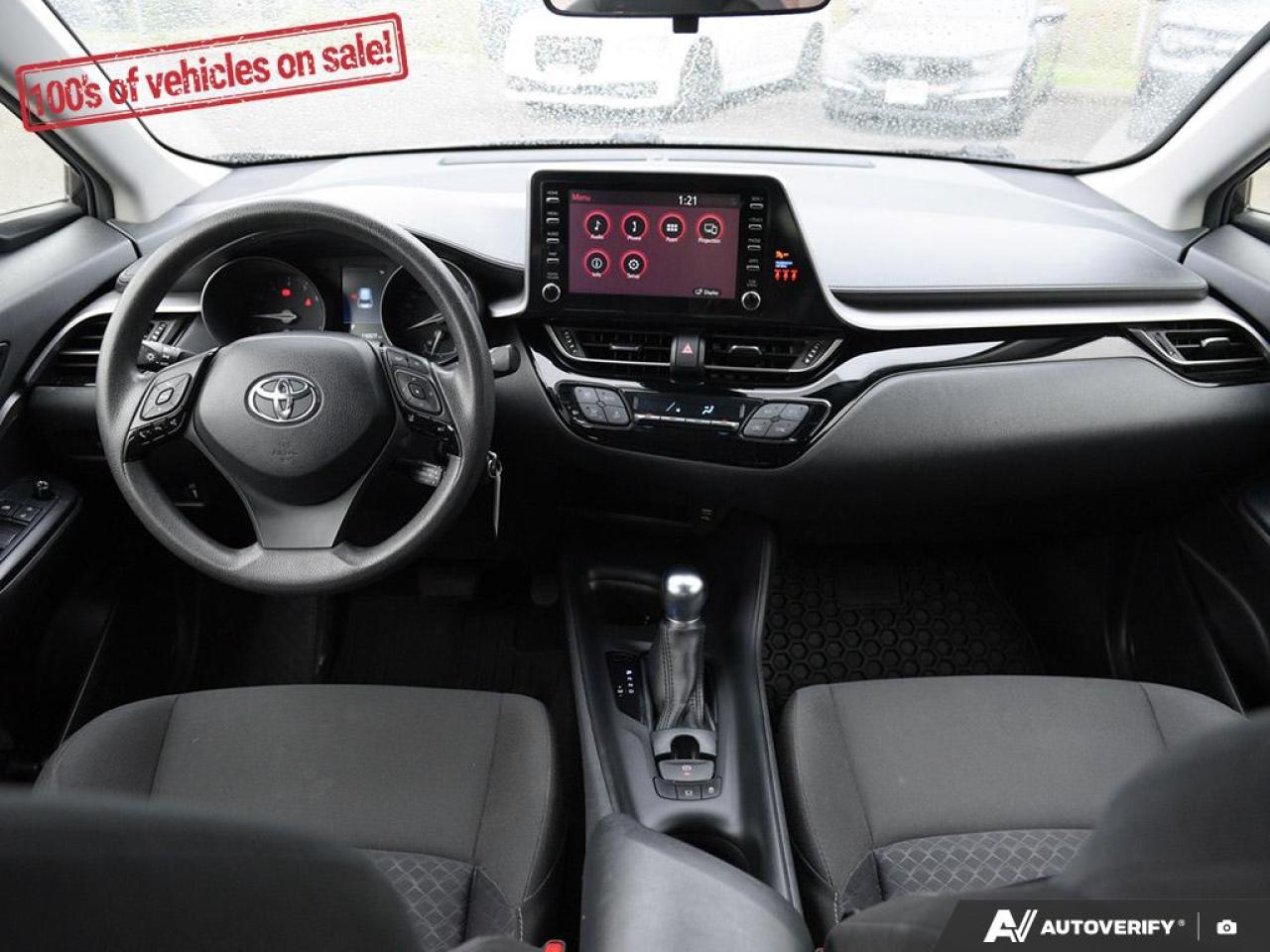 2022 Toyota C-HR LE Photo