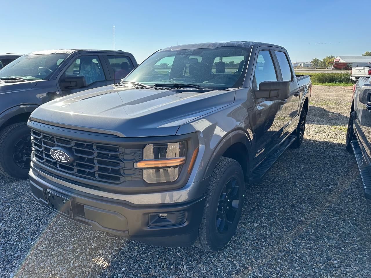 2025 Ford F-150 STX 4WD SuperCrew 5.5' Box 201A Photo1