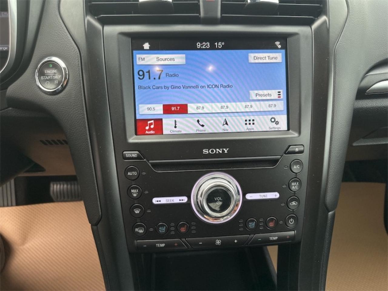 2019 Ford Fusion Hybrid Titanium  - Leather Seats Photo5