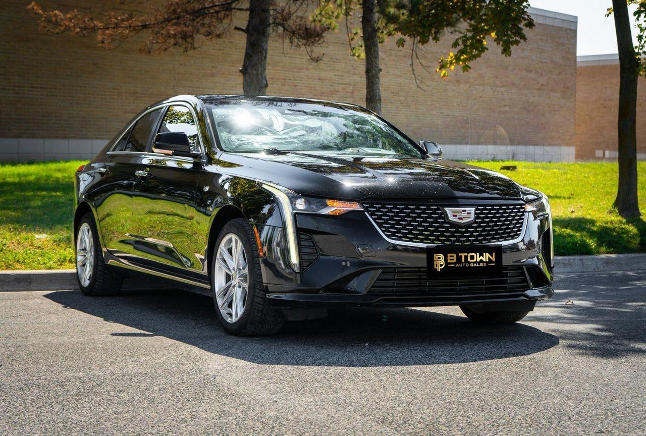 2022 Cadillac CT4 Luxury Photo2