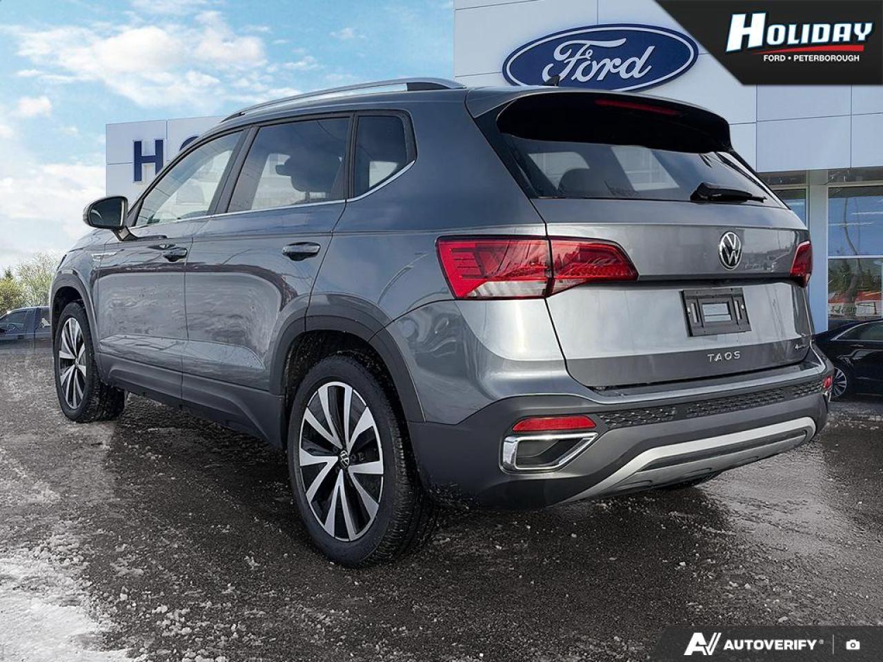 2023 Volkswagen Taos Comfortline Photo3