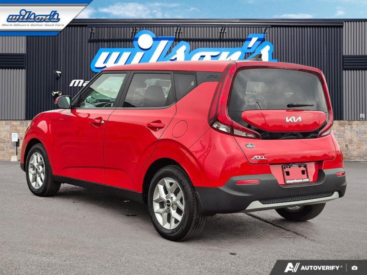 2022 Kia Soul EX | Heated Wheel + Seats | BSM | CarPlay + Android | Rear Camera | Alloy Wheels and More ! Photo2