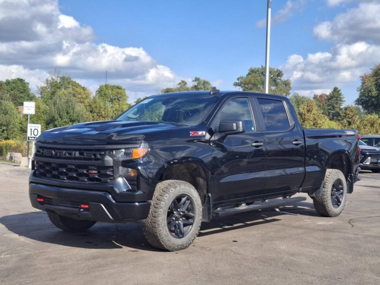 Used 2022 Chevrolet Silverado 1500 Custom Trail Boss Crew | 6.5' Box | Z71 | Power Seat | Spray-in Liner | CarPlay + Android and More ! for sale in Guelph, ON