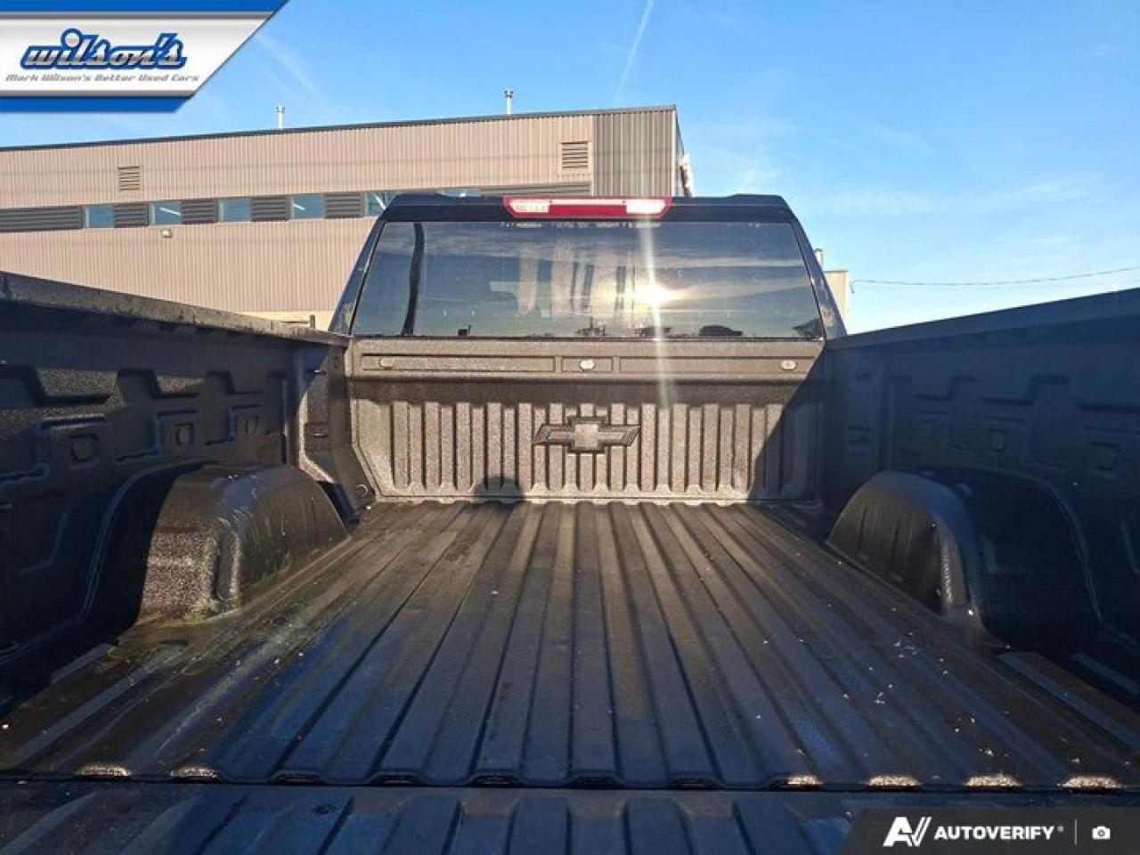 2022 Chevrolet Silverado 1500 Custom Trail Boss Crew | 6.5' Box | Z71 | Power Seat | Spray-in Liner | CarPlay + Android and More ! Photo
