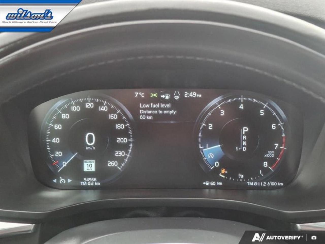 2021 Volvo XC60 Momentum AWD | Leather | Pano Sunroof | Heated Seats | Power Seat | Rear Cam | Bluetooth & More ! Photo