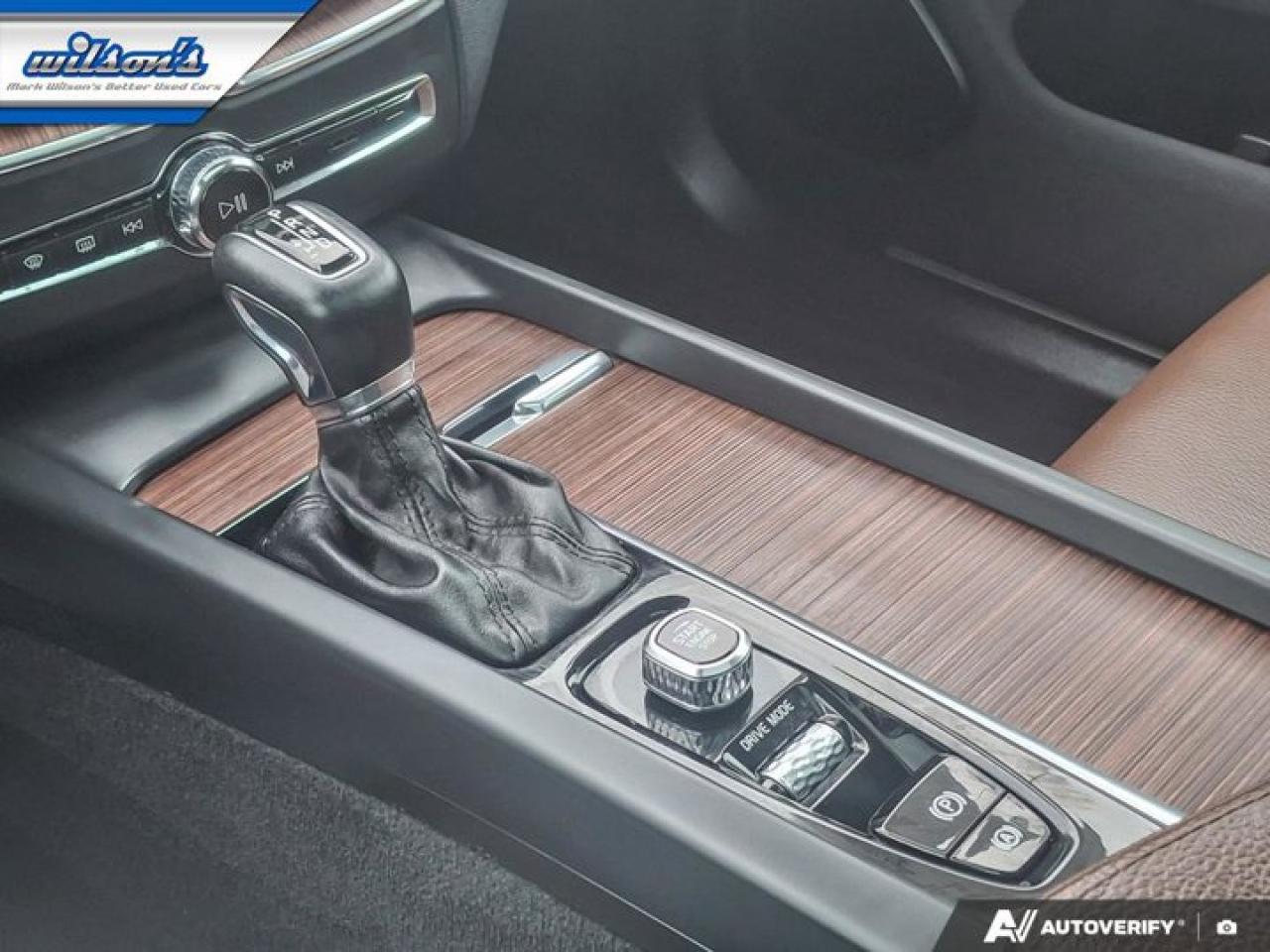 2021 Volvo XC60 Momentum AWD | Leather | Pano Sunroof | Heated Seats | Power Seat | Rear Cam | Bluetooth & More ! Photo