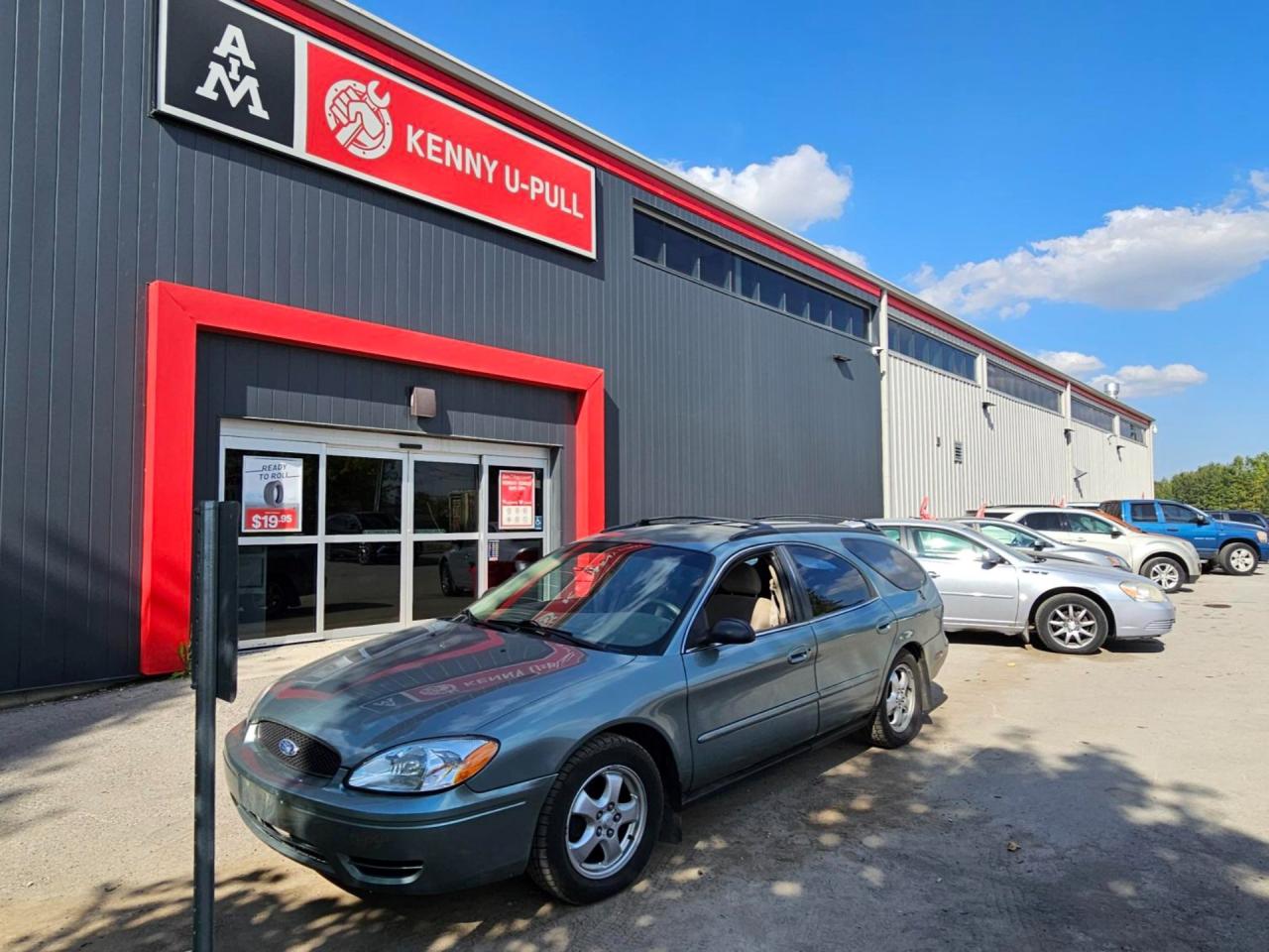 Used 2005 Ford Taurus WAGON SE for sale in London, ON