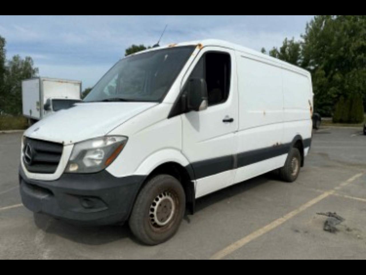 Used 2014 Mercedes-Benz Sprinter 2500 High Roof 144-in. WB for sale in Drummondville, QC
