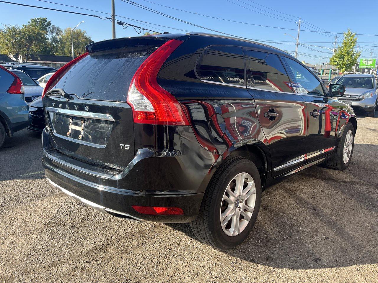 2015 Volvo XC60 T5 Drive-E Premier Photo3