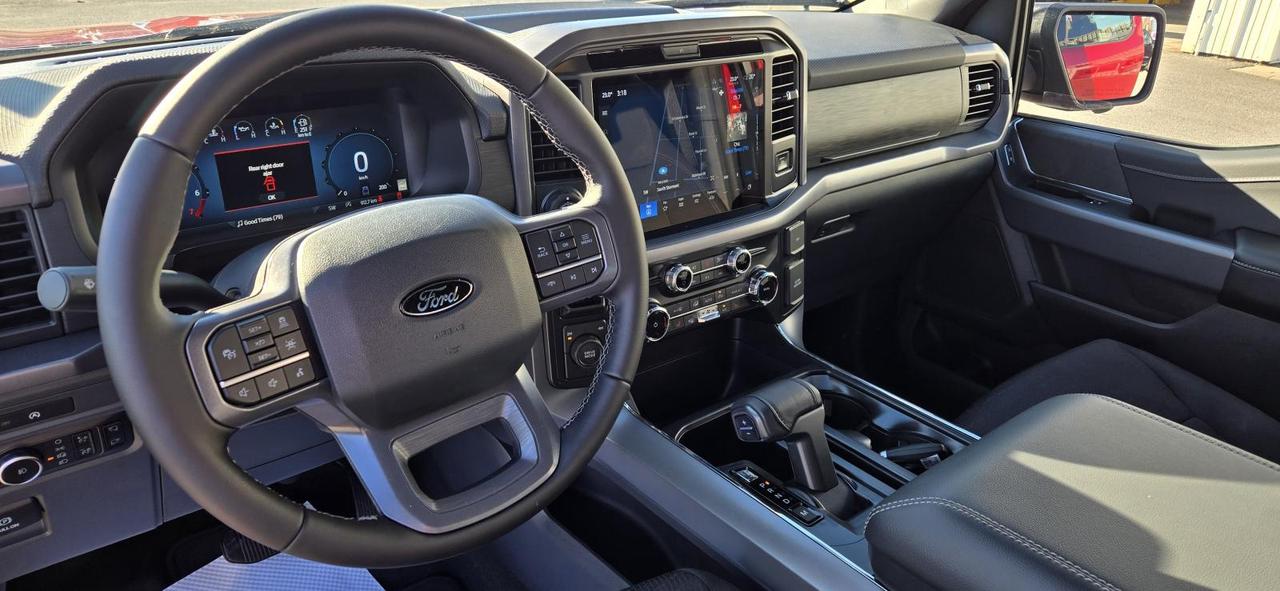 2025 Ford F-150 XLT Photo