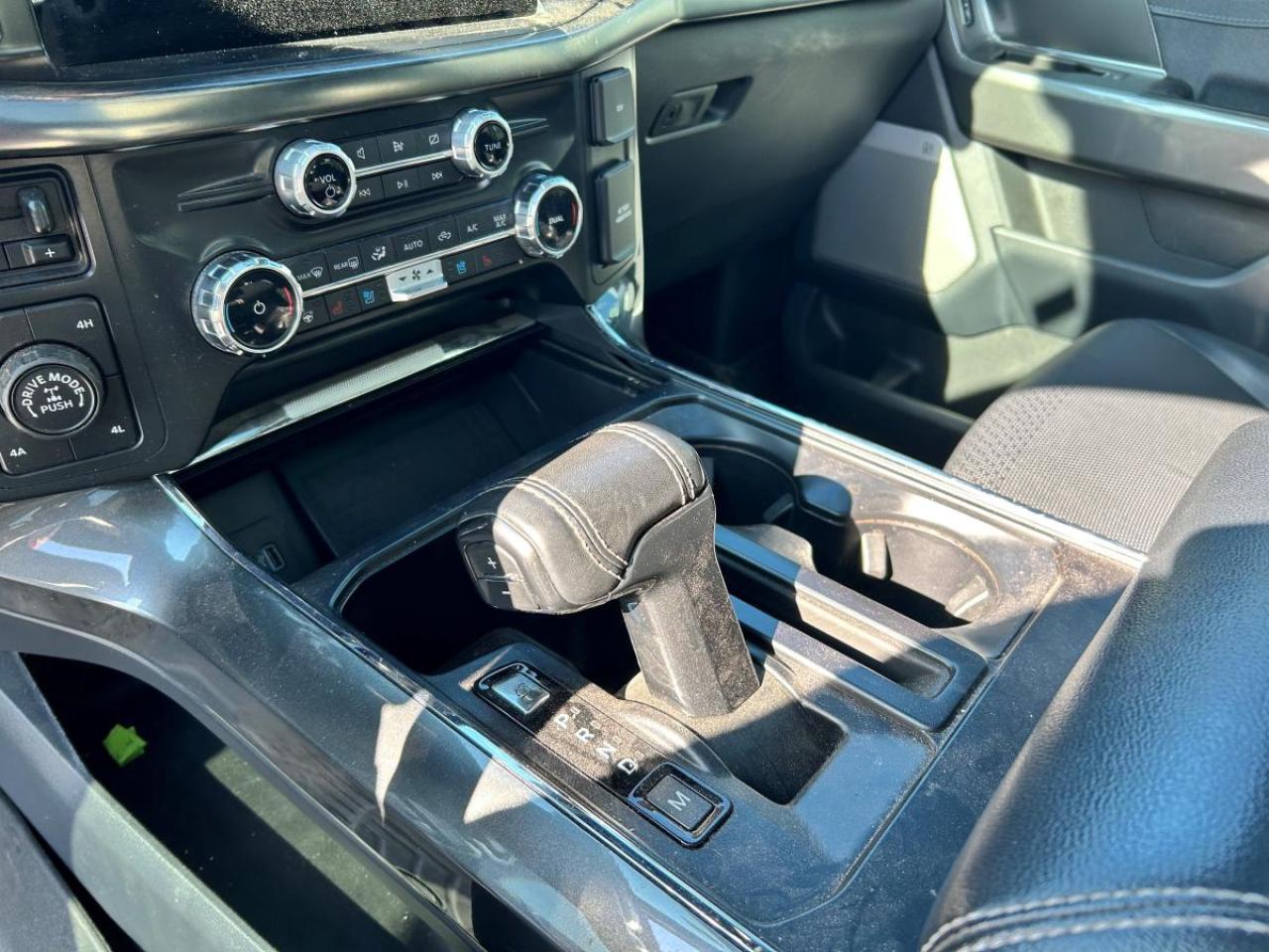 2022 Ford F-150 Lariat Photo