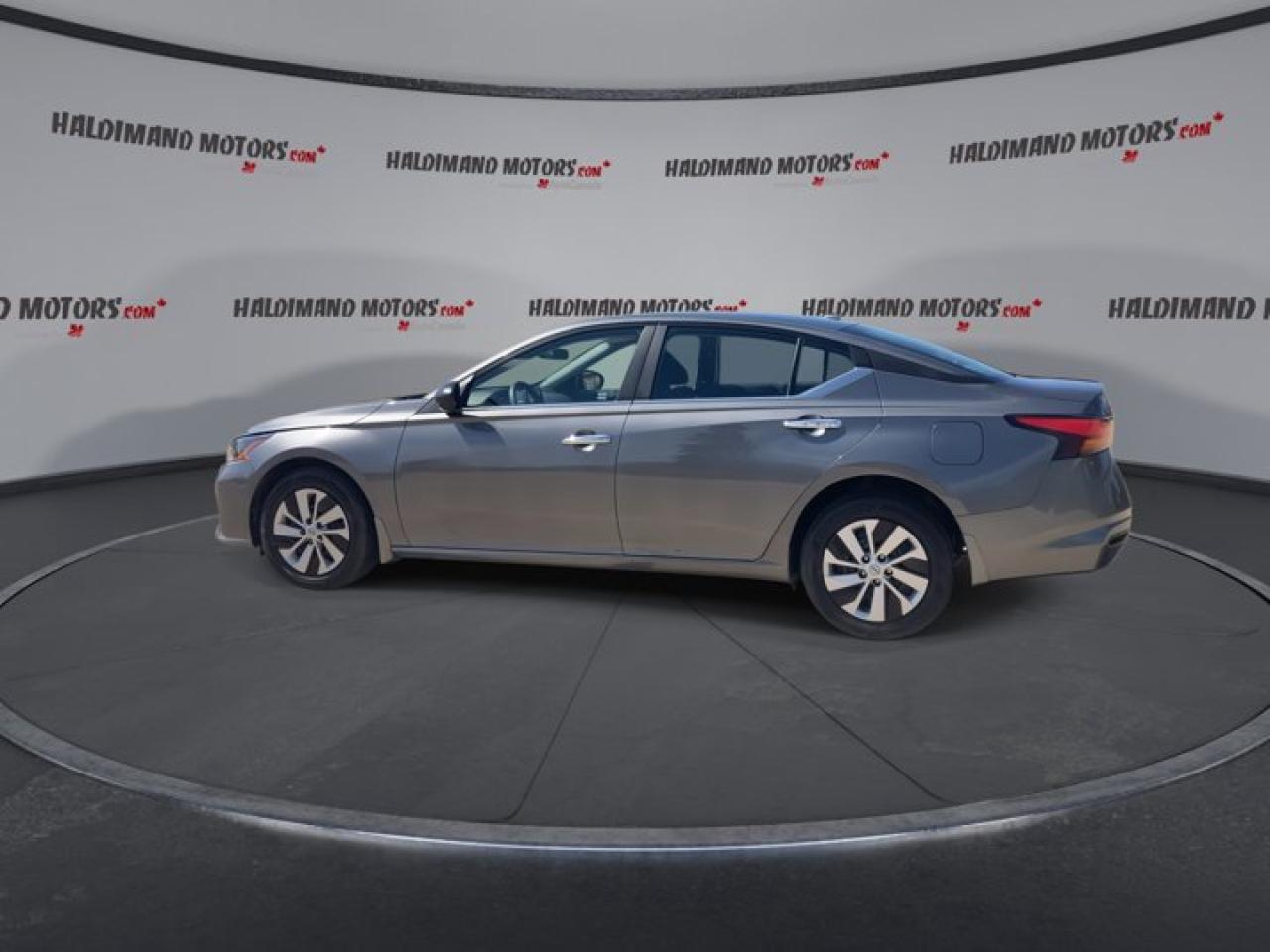 2025 Nissan Altima S AWD | Factory Remote Start | Heated Seats Photo4