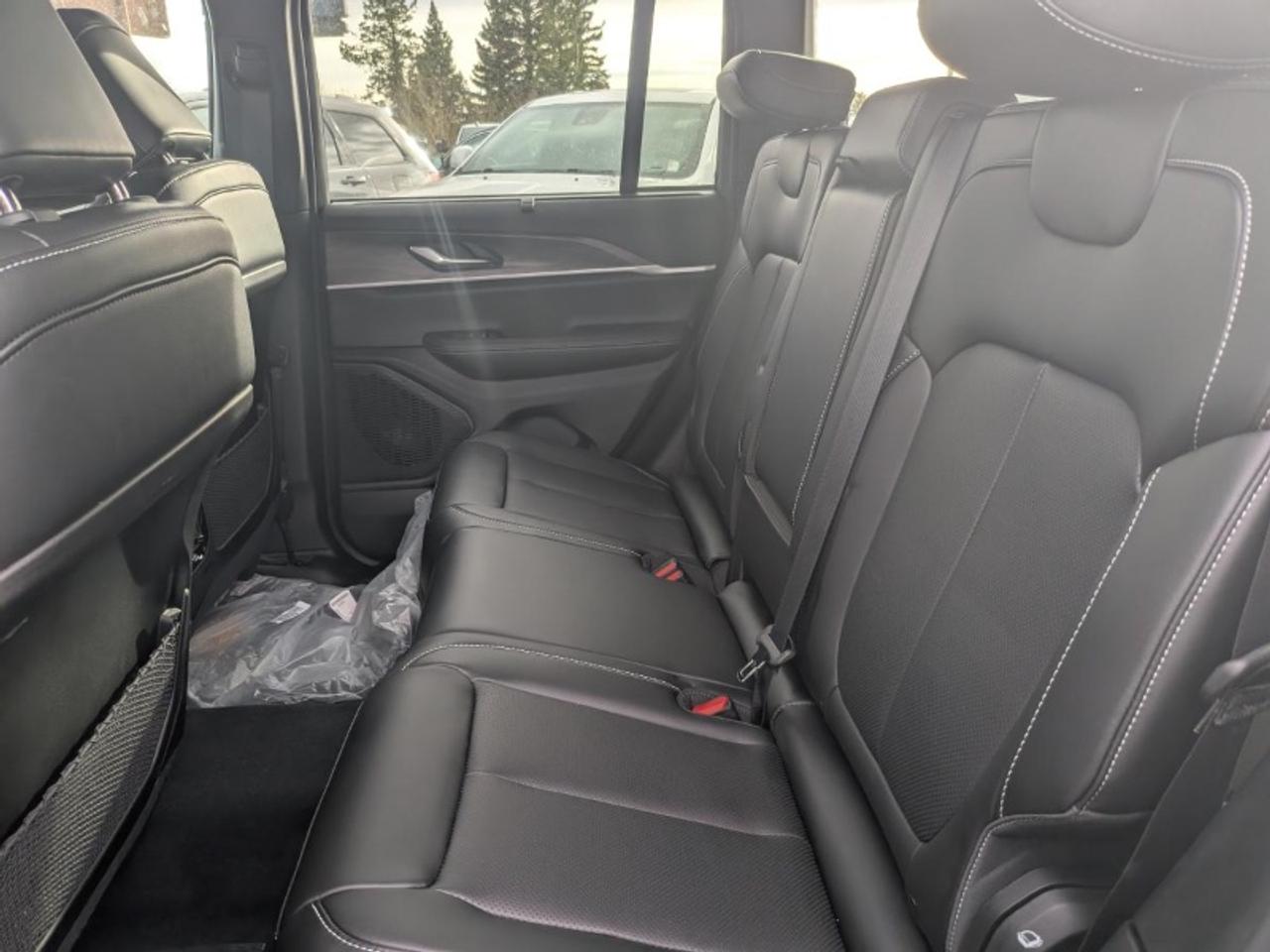 2025 Jeep Grand Cherokee Limited Photo