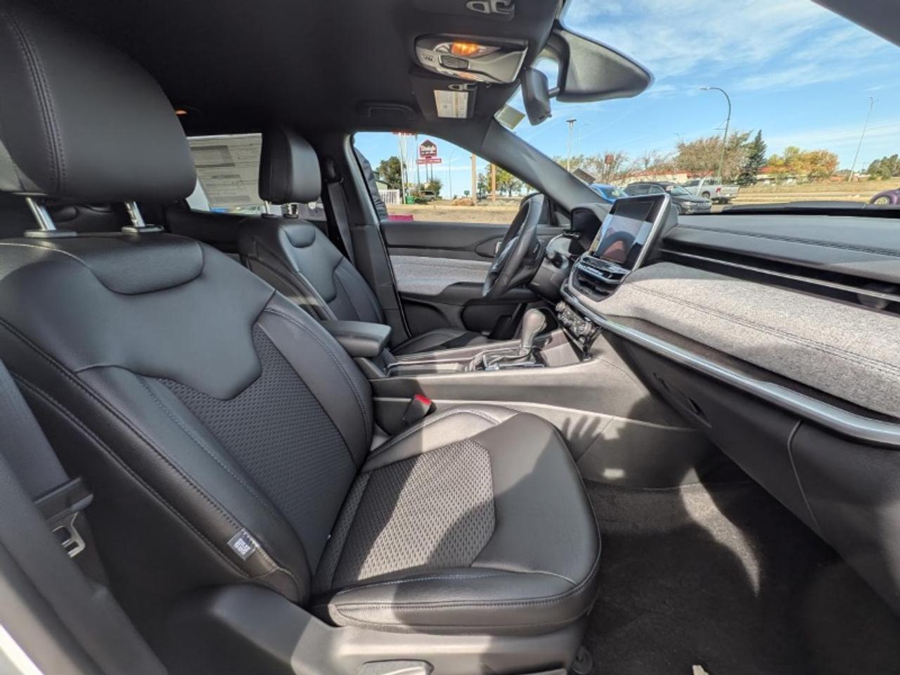 2026 Jeep Compass NORTH Photo