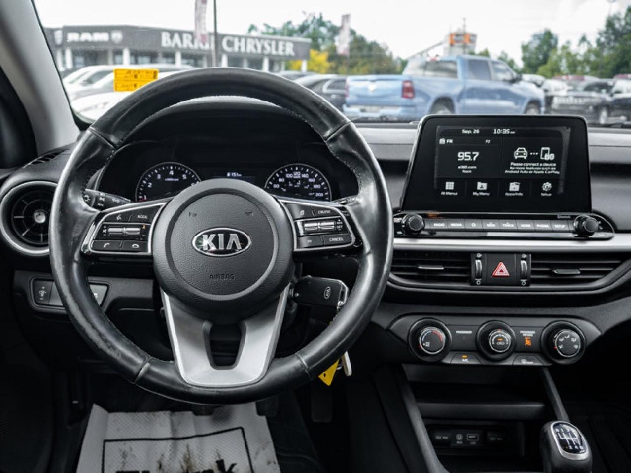 2019 Kia Forte LX Photo2