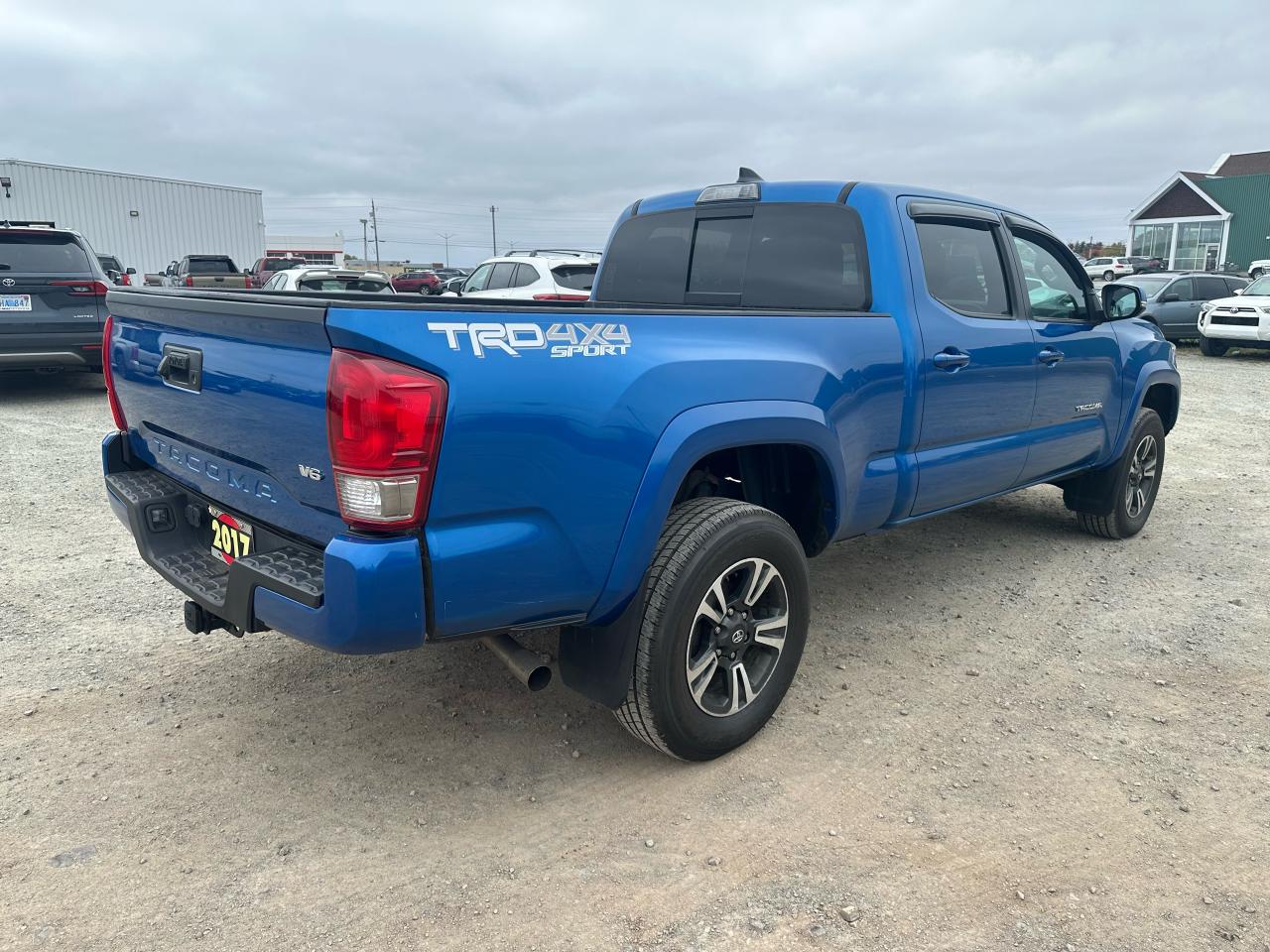 2017 Toyota Tacoma TRD Sport Photo