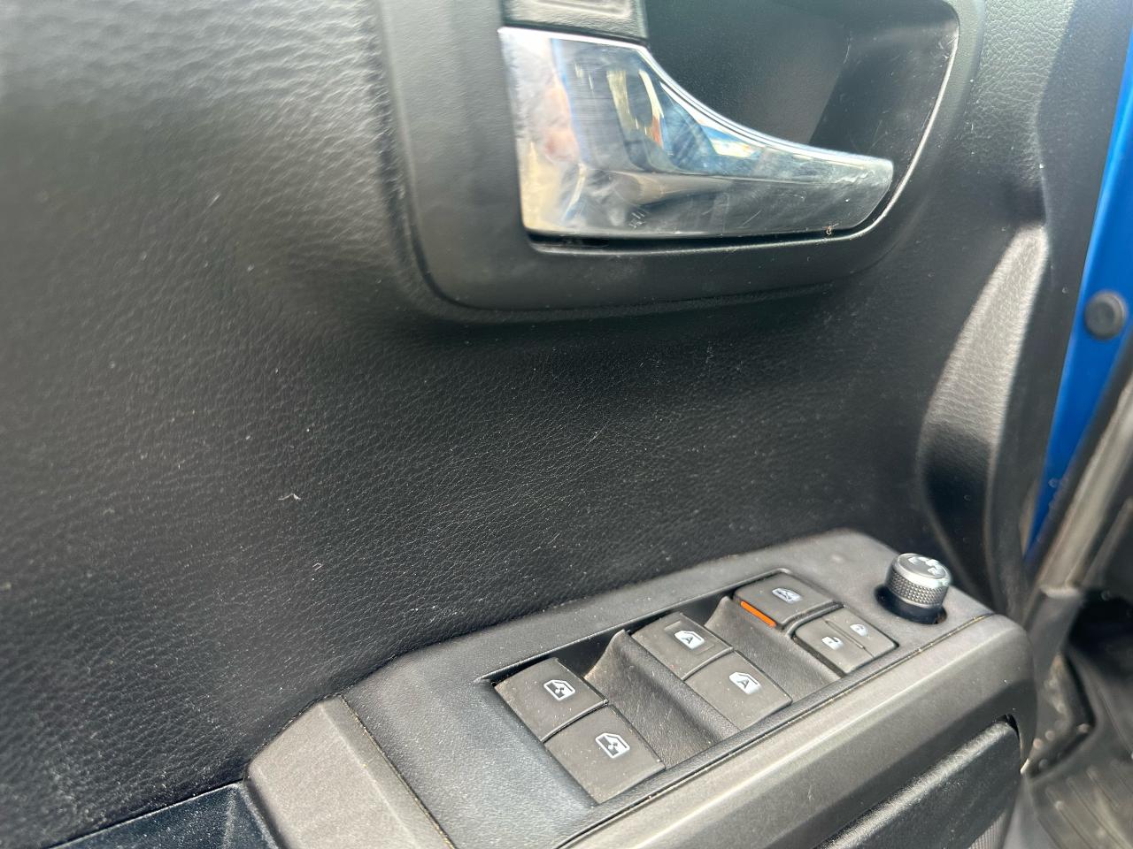 2017 Toyota Tacoma TRD Sport Photo