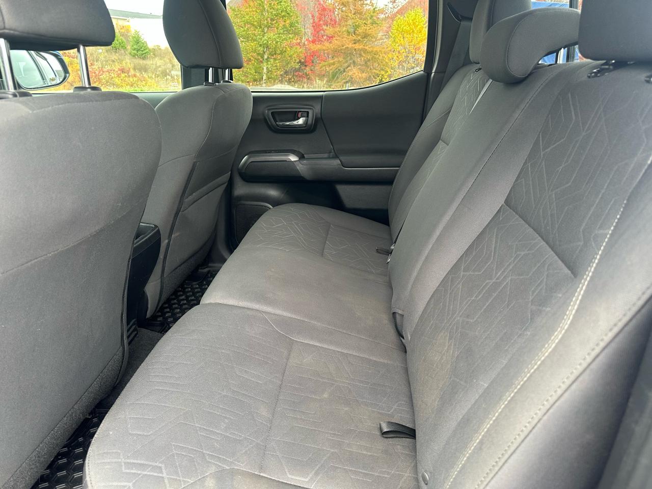 2017 Toyota Tacoma TRD Sport Photo