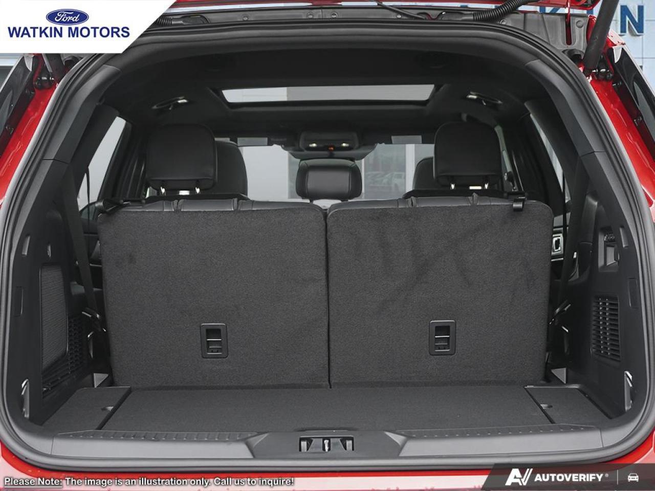 2025 Ford Explorer ST Photo6