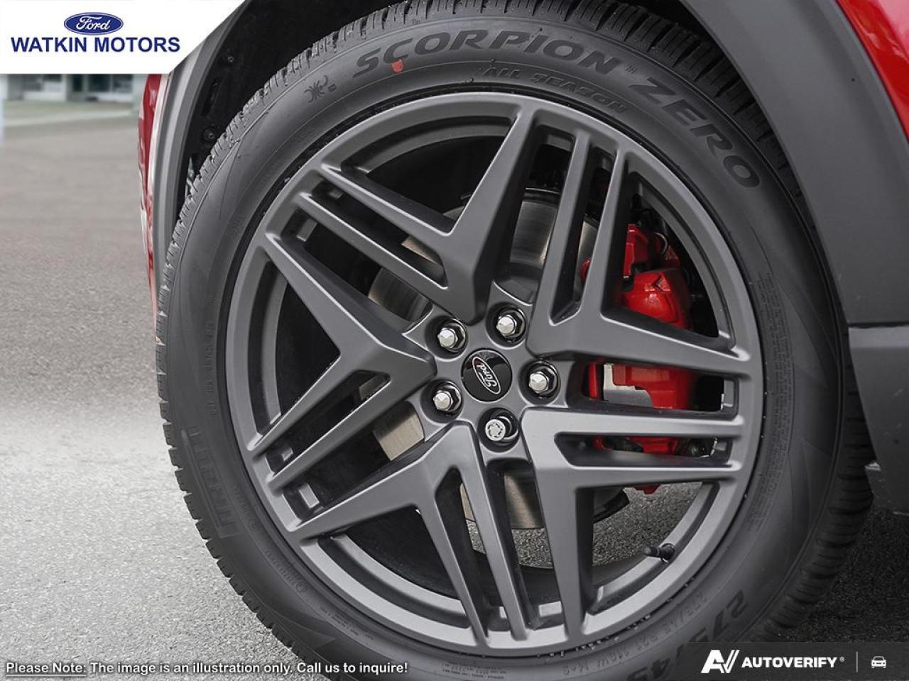 2025 Ford Explorer ST Photo7