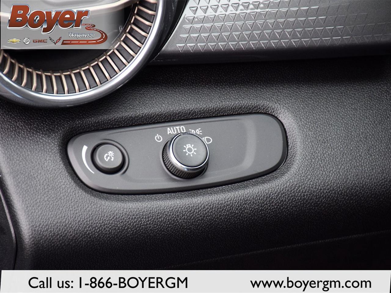 2026 Chevrolet Trax FWD 4dr ACTIV Photo