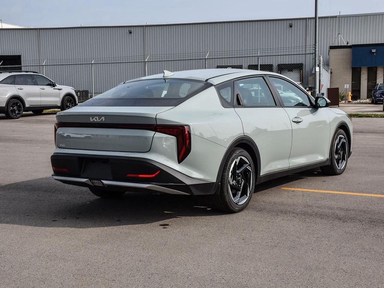 2025 Kia K4 EX Photo