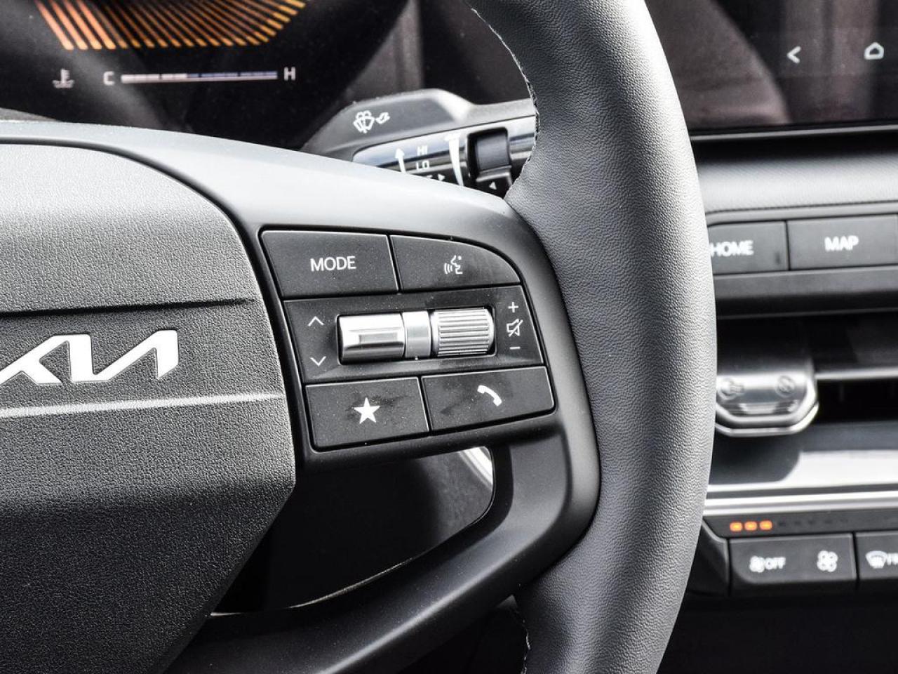 2025 Kia K4 EX Photo