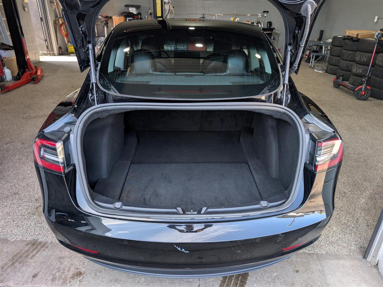 2020 Tesla Model 3 LONG RANGE AWD - DUAL MOTOR Photo