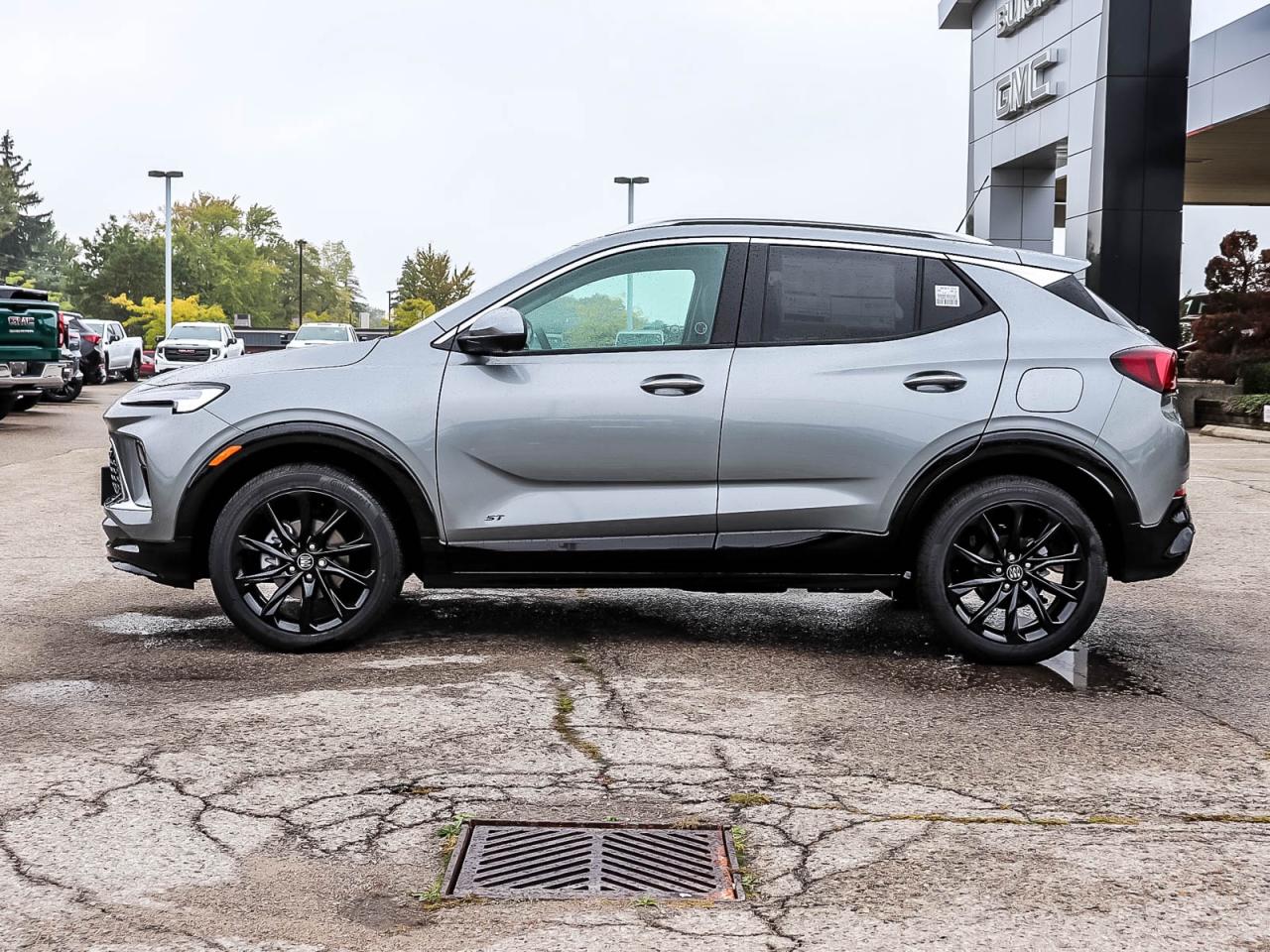 2026 Buick Encore GX Sport Touring Photo4