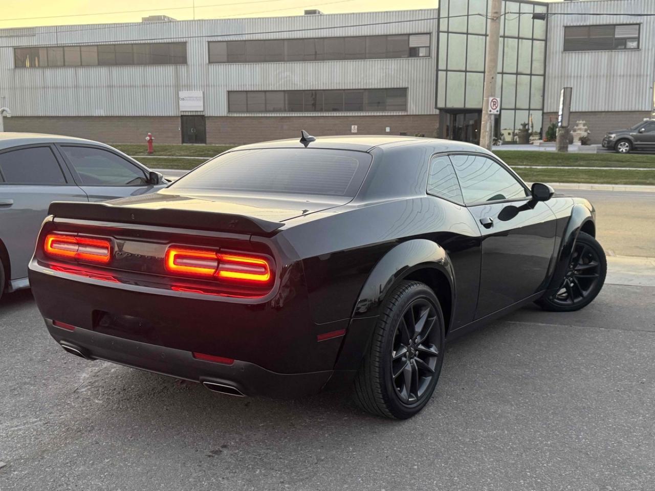 2023 Dodge Challenger GT WIDE BODY - Photo #4