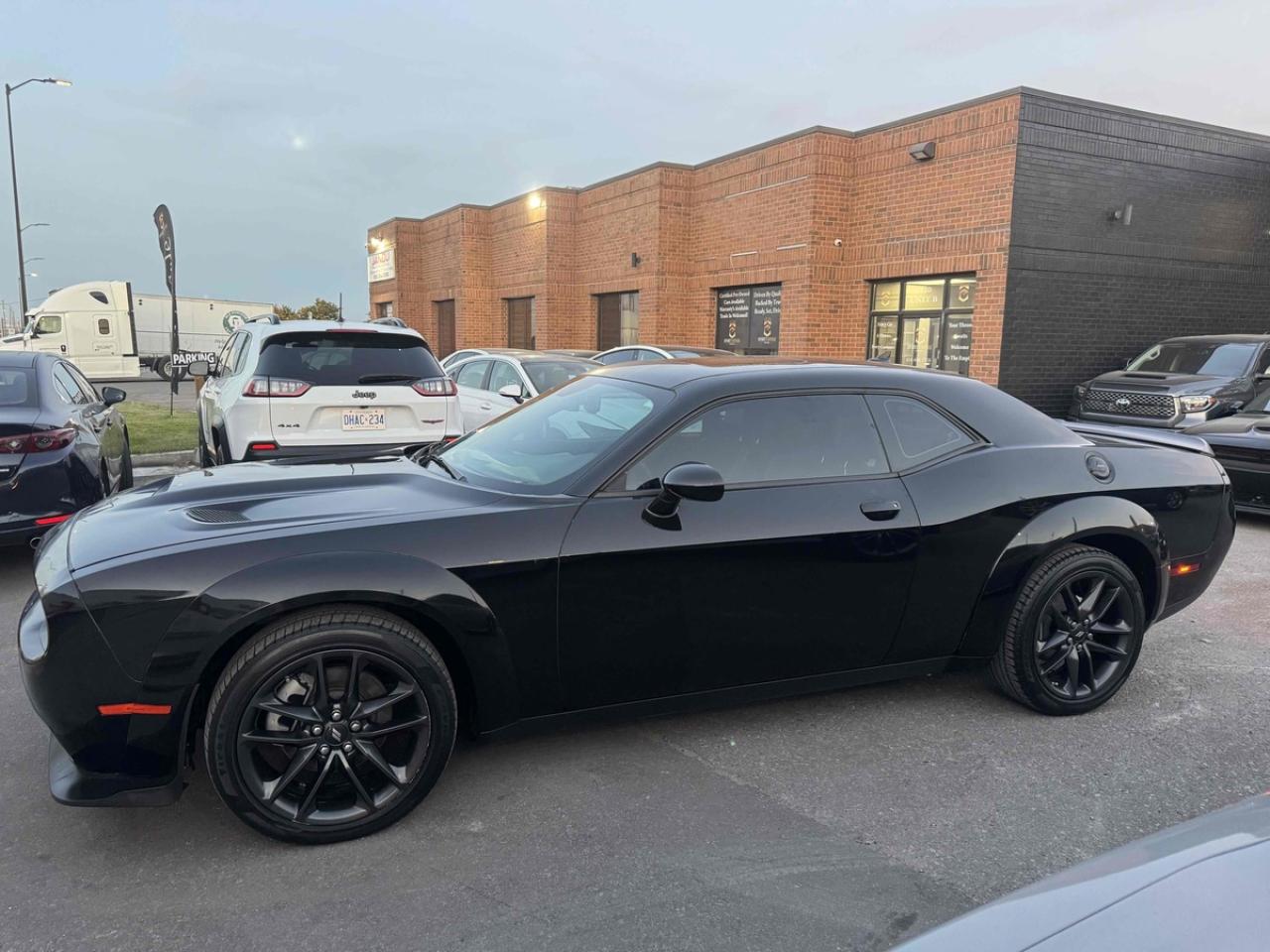 2023 Dodge Challenger GT WIDE BODY - Photo #11