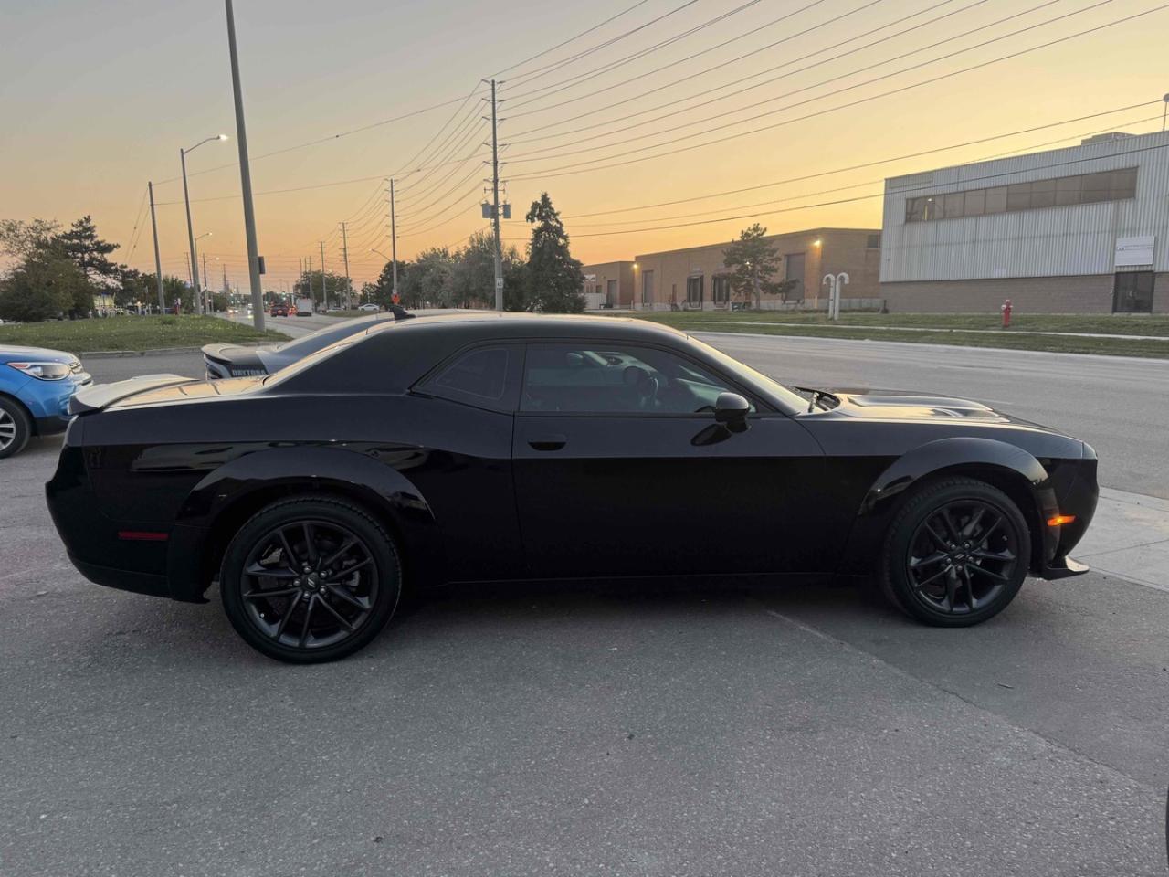 2023 Dodge Challenger GT WIDE BODY - Photo #10