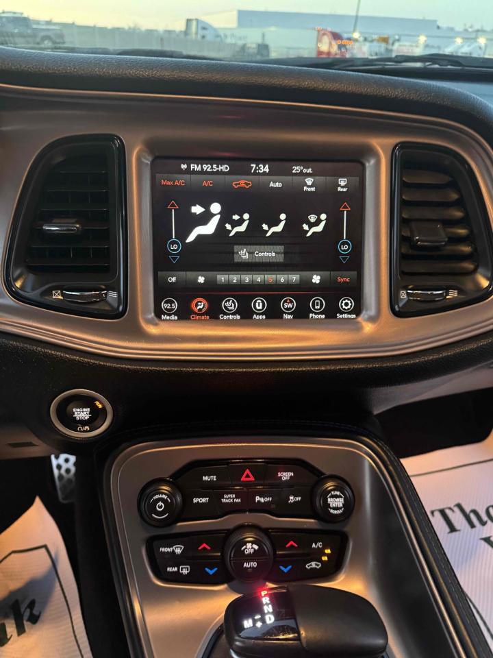 2023 Dodge Challenger GT WIDE BODY - Photo #26