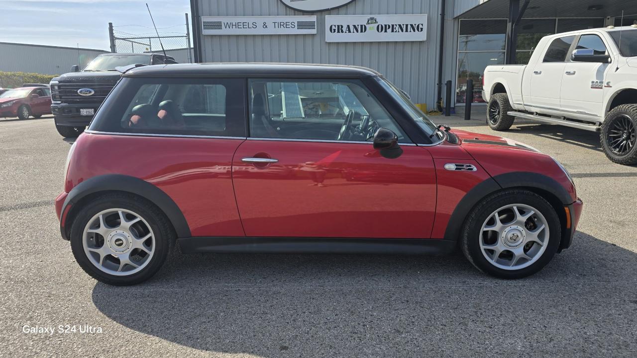 2006 MINI Cooper S - Photo #6