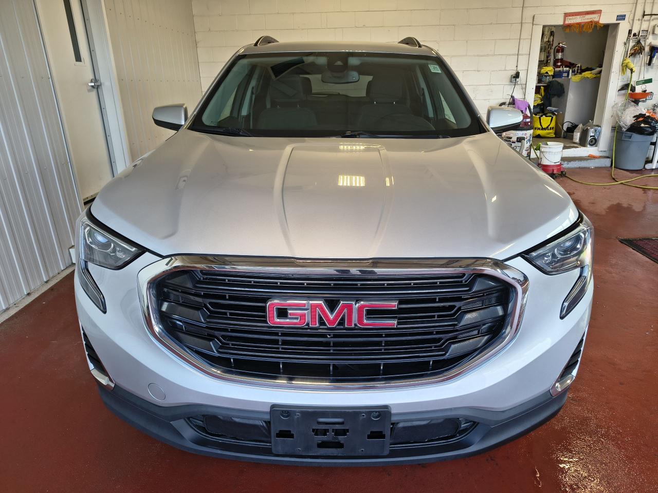 2020 GMC Terrain SLE Photo0