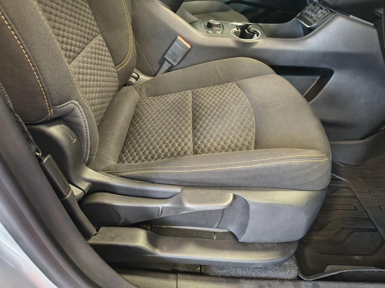 2020 GMC Terrain SLE Photo0