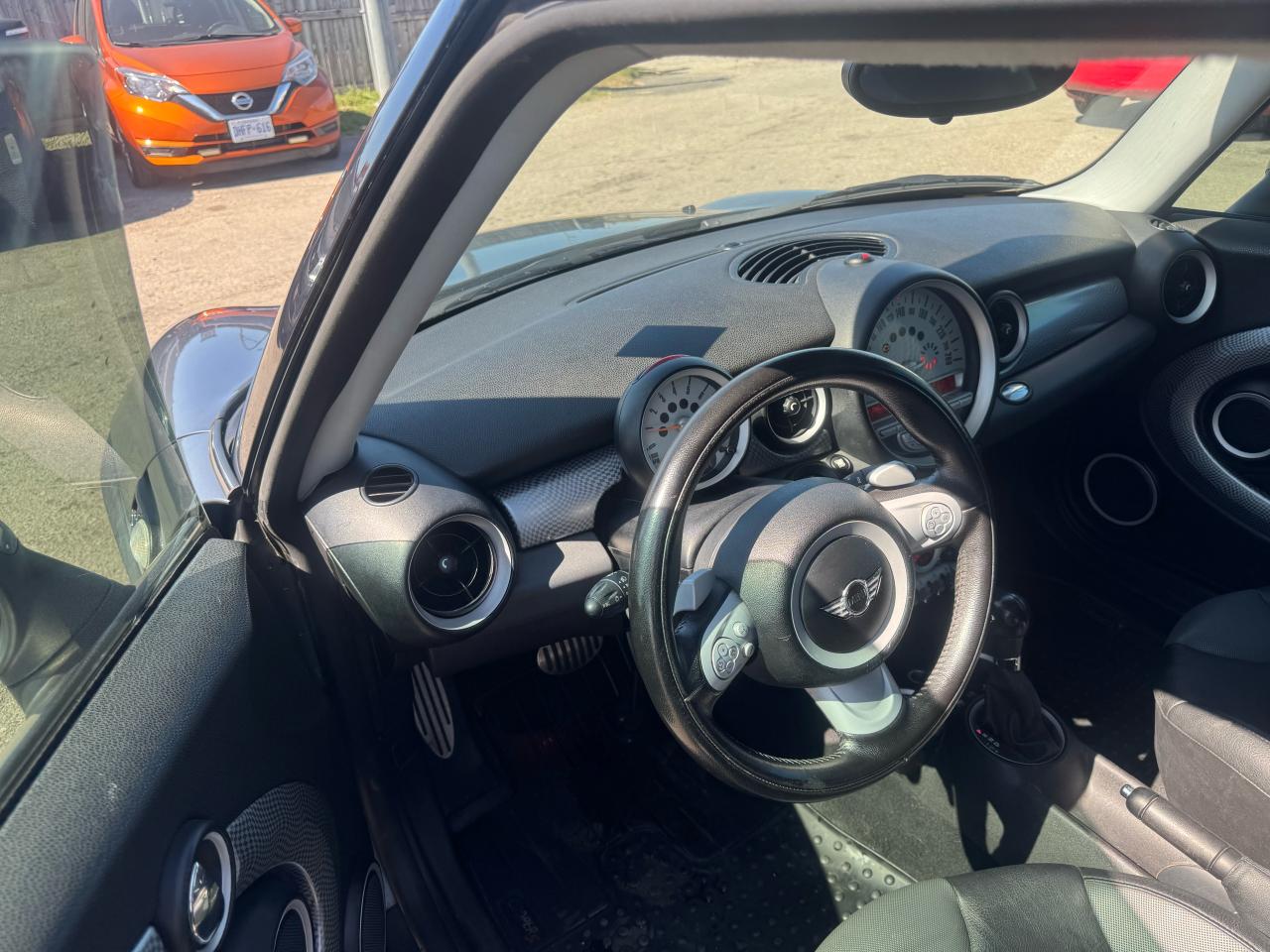 2010 MINI Cooper Clubman S, RUNS AND DRIVES, ENGINE MISFIRE, AS IS SPECIAL - Photo #11