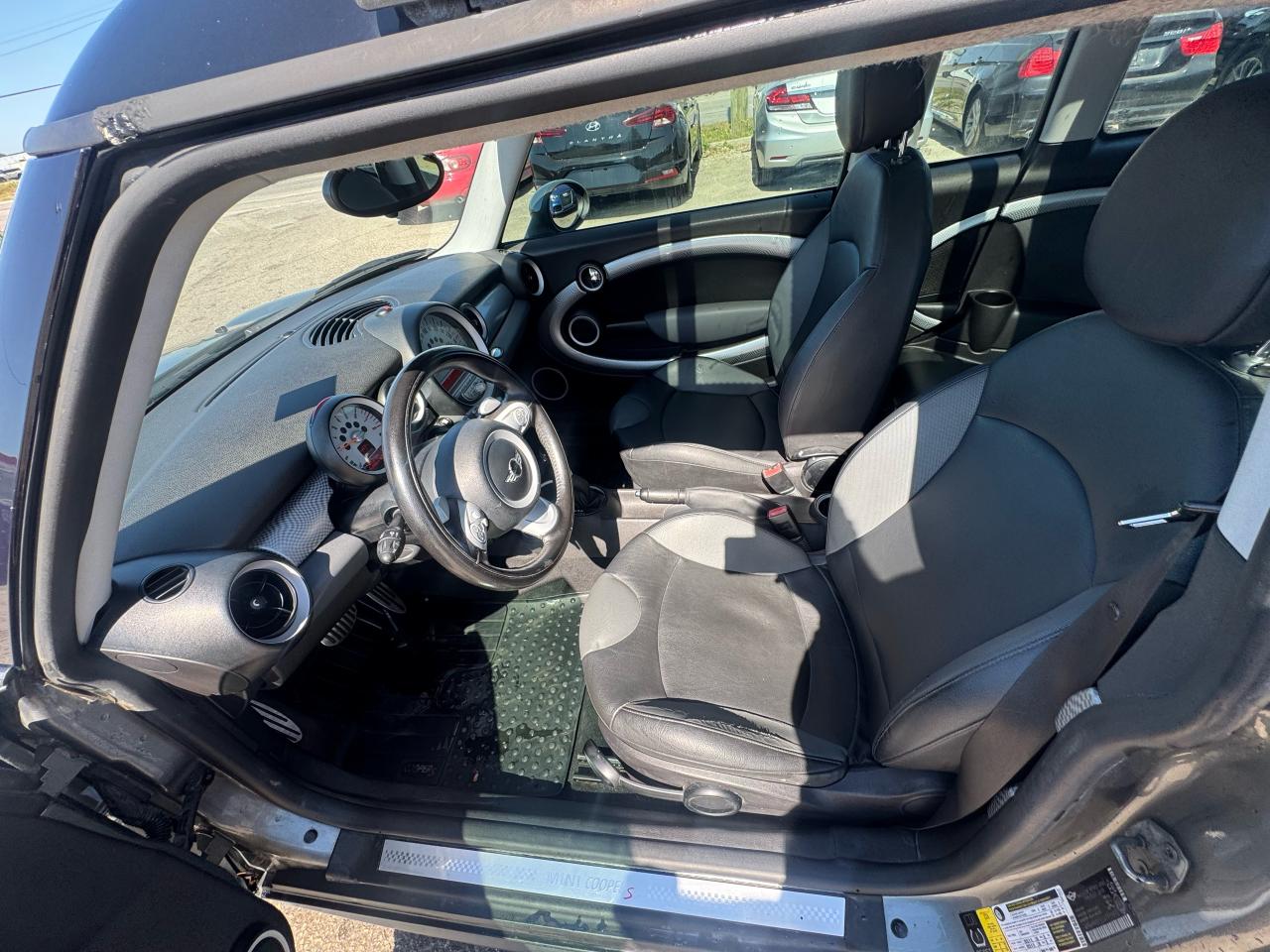2010 MINI Cooper Clubman S, RUNS AND DRIVES, ENGINE MISFIRE, AS IS SPECIAL - Photo #10