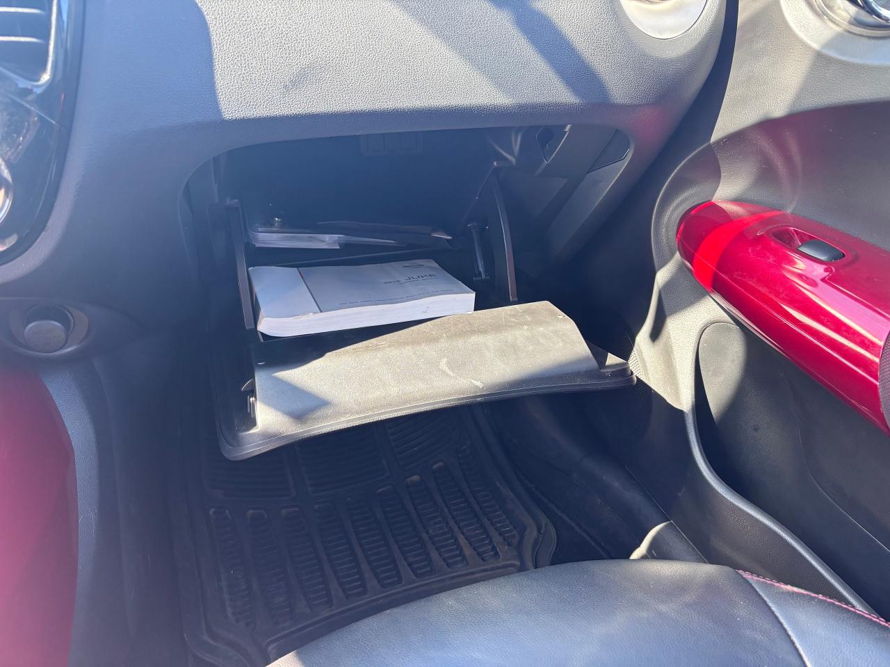 2016 Nissan Juke LOADED + TONS OF SERVICE RECORDS - Photo #29