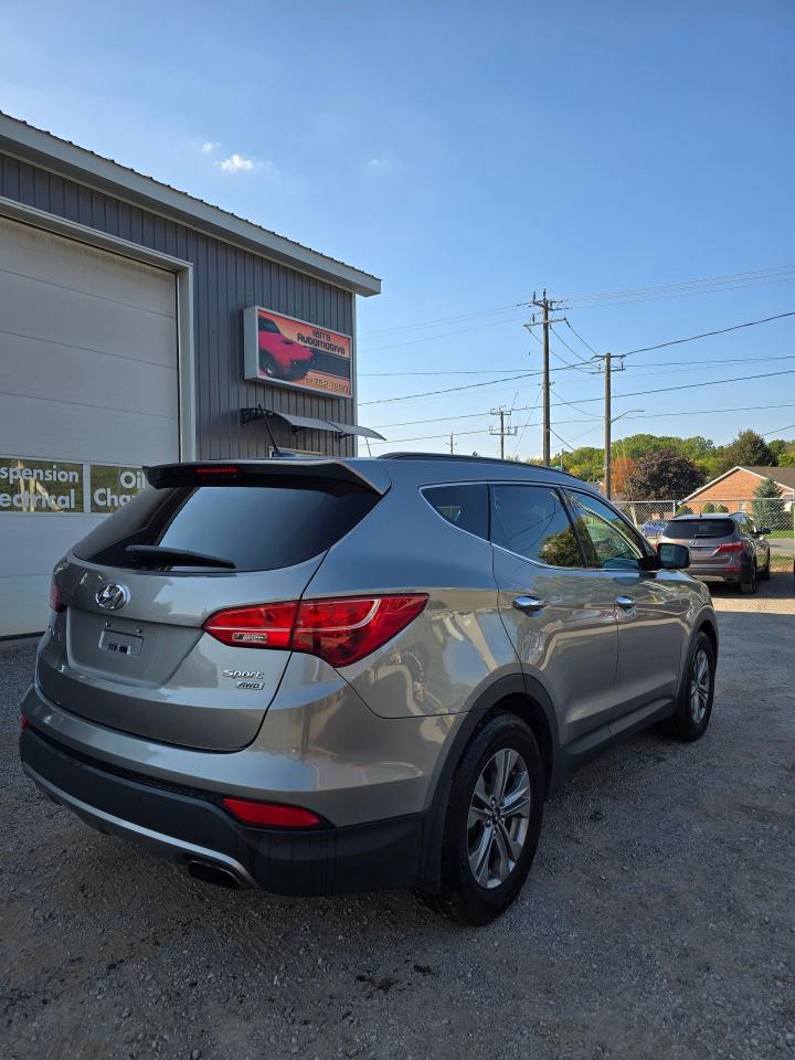 2015 Hyundai Santa Fe Sport AWD 4dr 2.4L Premium - Photo #8