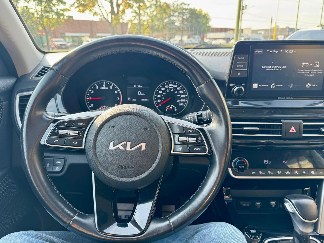 2022 Kia Seltos EX AWD - Photo #8